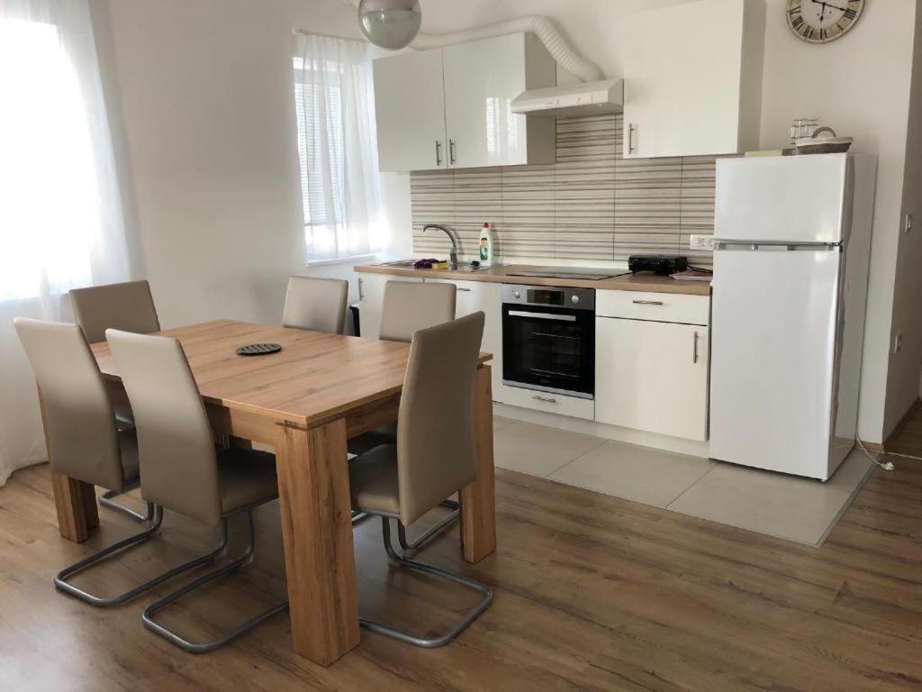 Apartmaji Meduza イゾラ エクステリア 写真